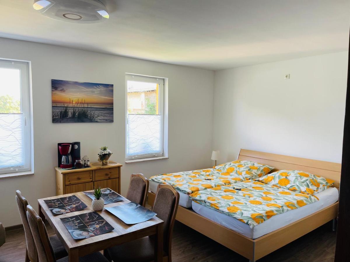 Appartamento Jennys Hofladen Usedom Town Esterno foto